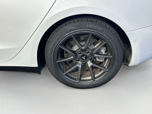 Used 2021 Tesla Model 3 Standard Range Plus RWD image 11