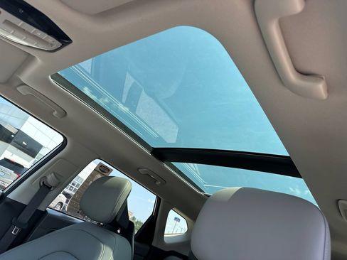New 2027 Kia Seltos EX w/ EX Panoramic Sunroof Package FWD image 33