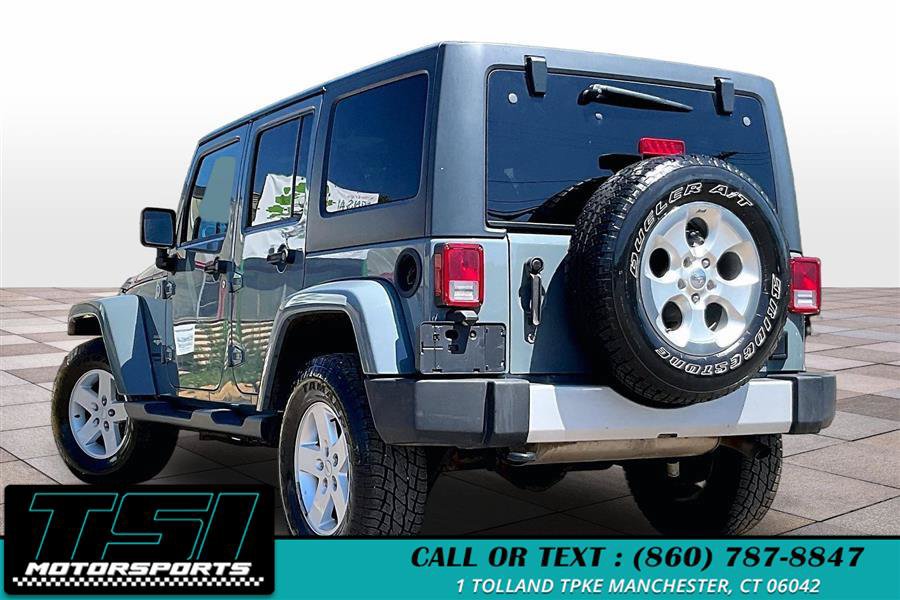 Used 2014 Jeep Wrangler Unlimited Sahara w/ Dual Top Group AWD/4WD image 11