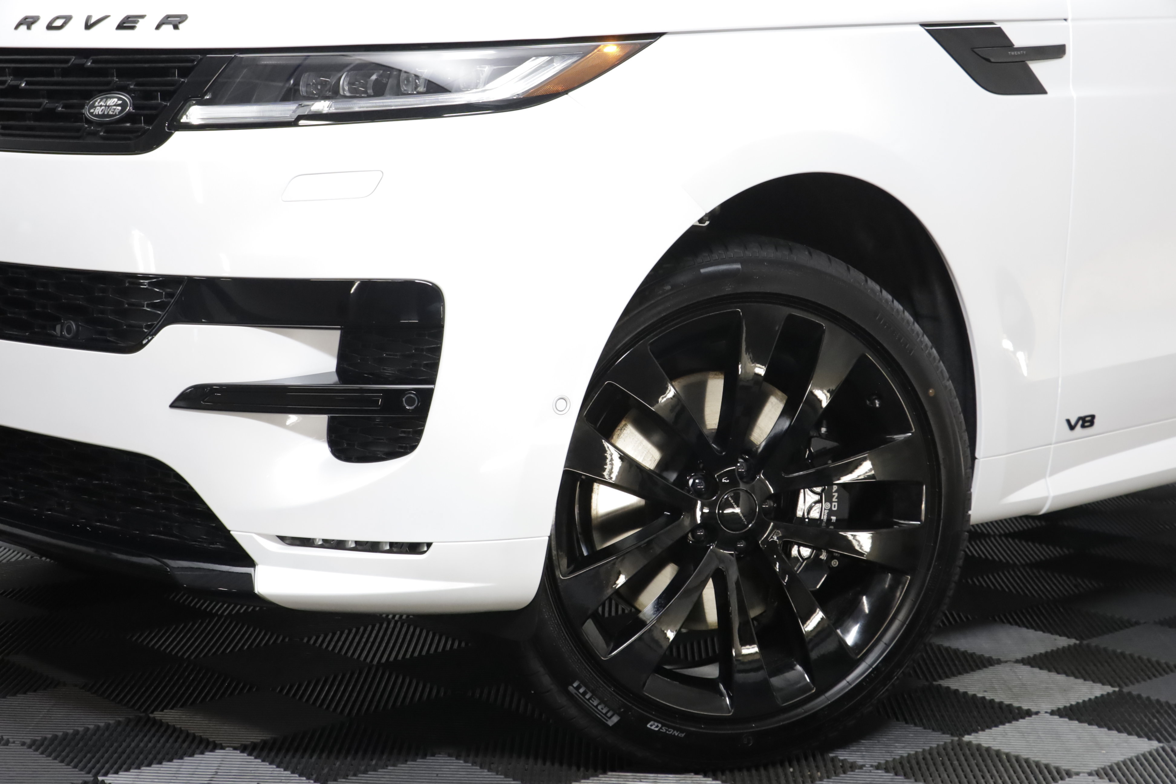 New 2027 Land Rover Range Rover Sport Twenty Edition AWD/4WD image 4