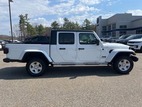 Used 2021 Jeep Gladiator Sport AWD/4WD image 6