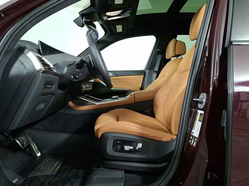 Certified 2024 BMW X7 xDrive40i w/ Executive Package image 17