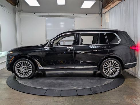 Used 2023 BMW X7 xDrive40i w/ Premium Package image 6