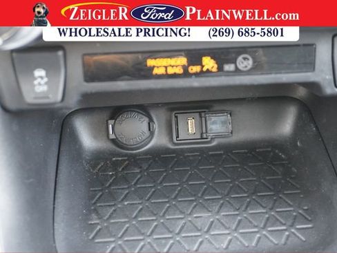 Used 2022 Toyota RAV4 XLE image 18