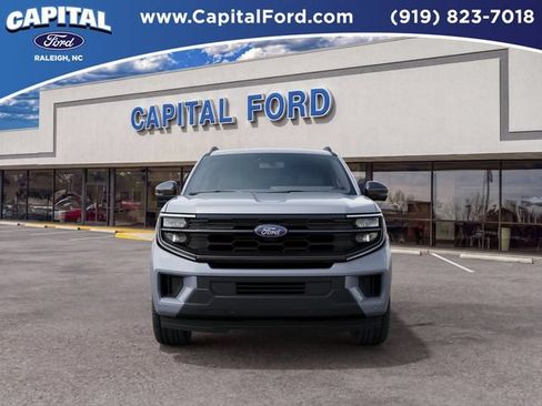 New 2027 Ford Expedition Active RWD image 3