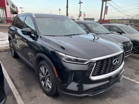 Used 2023 INFINITI QX60 Luxe w/ Cargo Package image 4