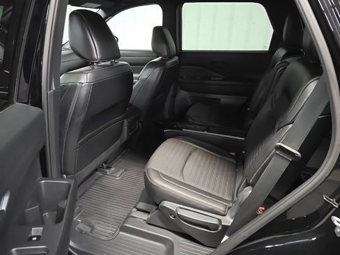 Used 2023 Nissan Pathfinder Rock Creek image 30