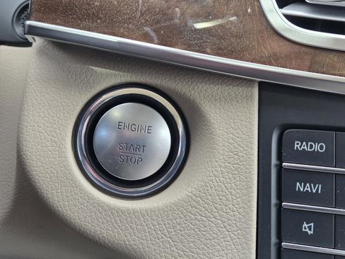 Used 2016 Mercedes-Benz E 350 E 350 Luxury image 28