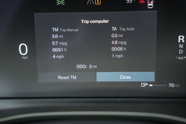 New 2026 Volvo XC40 B5 Ultra w/ Climate Package AWD/4WD image 44