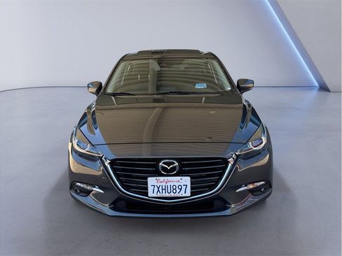 Used 2017 MAZDA MAZDA3 Grand Touring w/ Premium Equipment Package FWD image 2