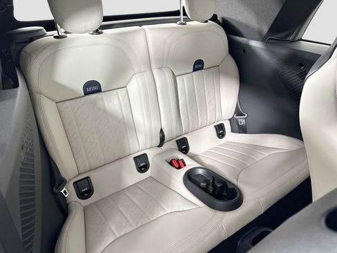 Used 2025 MINI Cooper S image 27