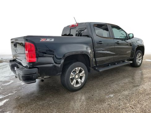 Used 2019 Chevrolet Colorado Z71 image 4