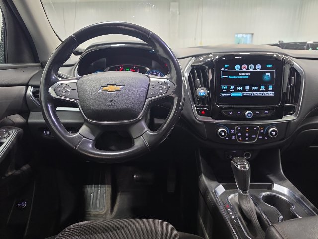 Used 2018 Chevrolet Traverse LT AWD/4WD image 5