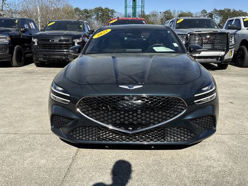 Used 2022 Genesis G70 3.3T image 2
