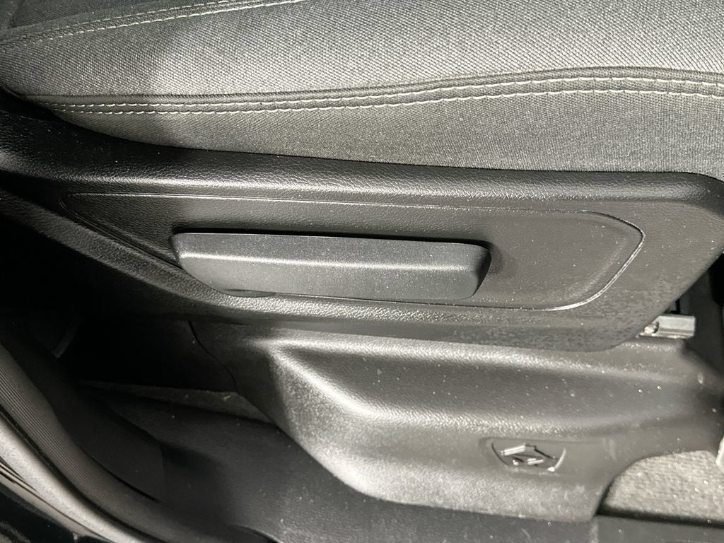 Used 2022 RAM 1500 Big Horn AWD/4WD image 23