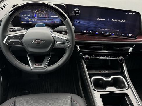 New 2026 Chevrolet Traverse Z71 w/ Enhanced Driving Package image 11