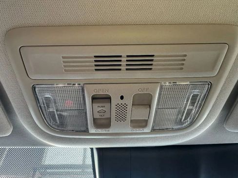 Used 2019 Honda Civic EX image 19