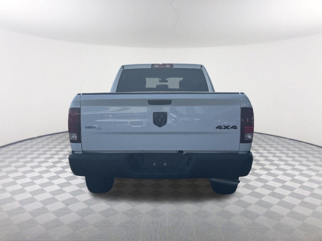 Used 2024 RAM 1500 Warlock AWD/4WD image 6