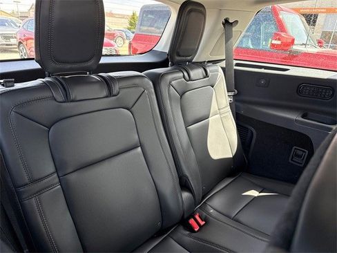 New 2025 Lincoln Aviator Reserve w/ Equipment Group 201A image 31