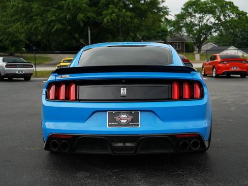Used 2017 Ford Mustang Shelby GT350 RWD image 18