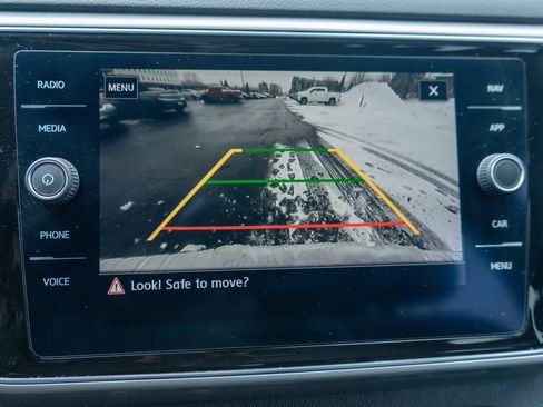 Used 2019 Volkswagen Atlas SEL R-Line image 19