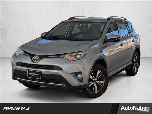 Used 2016 Toyota RAV4 XLE image 1