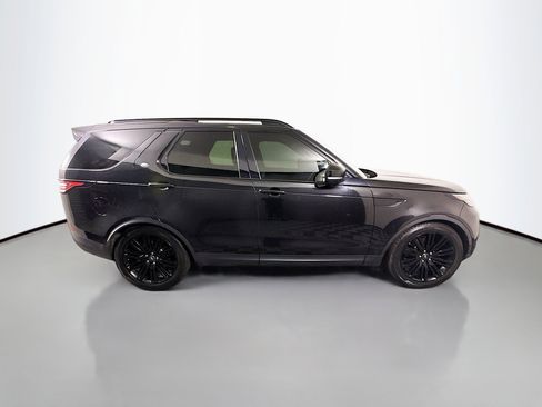 Used 2017 Land Rover Discovery HSE Luxury image 11