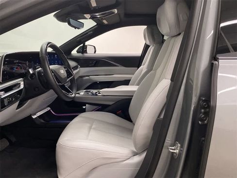 Certified 2024 Cadillac Lyriq Luxury image 15