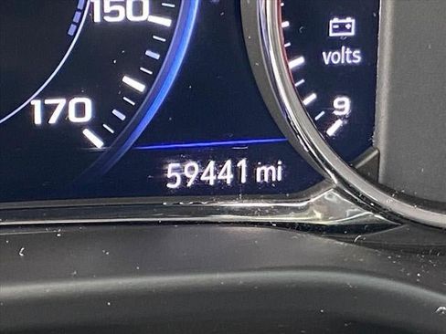 Certified 2022 GMC Acadia SLT w/ Technology Package image 16