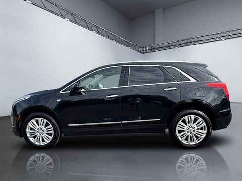 Used 2017 Cadillac XT5 Premium Luxury w/ Driver Assist Package AWD/4WD image 2