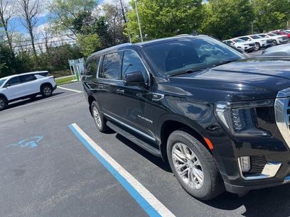 Used 2022 GMC Yukon XL SLT w/ SLT Premium Package
