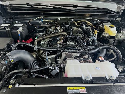 Used 2025 Toyota Tacoma SR5 image 29