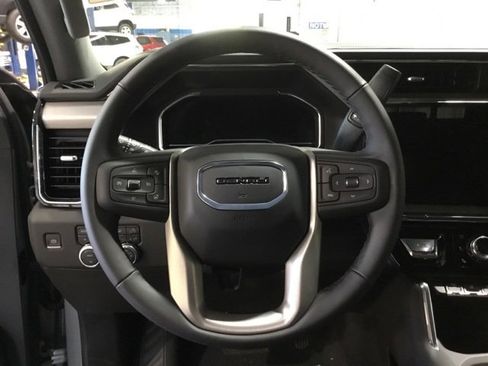 New 2025 GMC Sierra 2500 Denali w/ Denali Reserve Package image 35