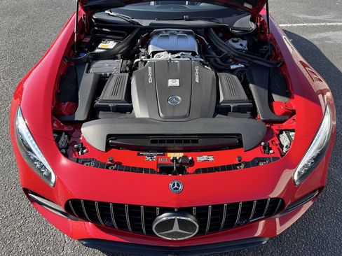 Used 2018 Mercedes-Benz AMG GT Roadster image 25