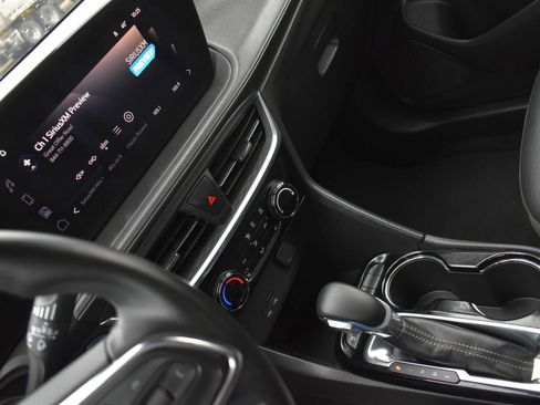 Used 2024 Buick Encore GX Sport Touring w/ Comfort Package image 25