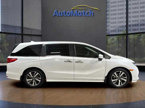 Used 2023 Honda Odyssey Touring image 12