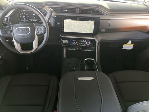 New 2025 GMC Sierra 2500 Denali w/ Denali Reserve Package image 20