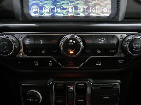 Used 2022 Jeep Wrangler Unlimited Sport AWD/4WD image 20