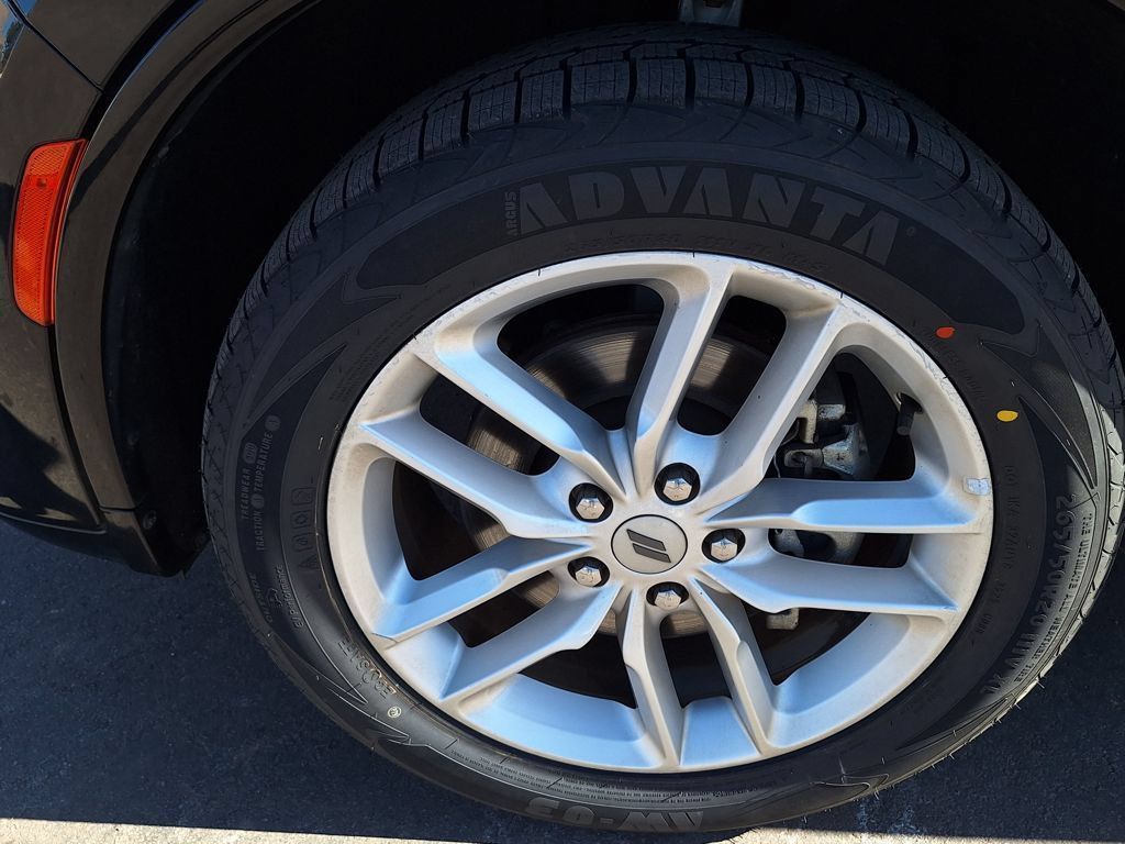 Used 2023 Dodge Durango GT AWD/4WD image 36