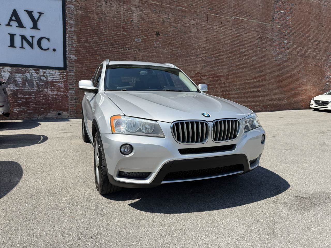 Used 2012 BMW X3 xDrive28i AWD/4WD image 2