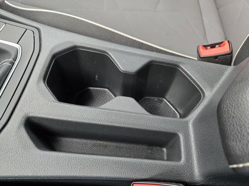 Used 2025 Volkswagen Jetta Sport FWD image 25