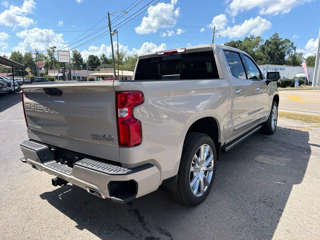 New 2026 Chevrolet Silverado 1500 High Country AWD/4WD image 5