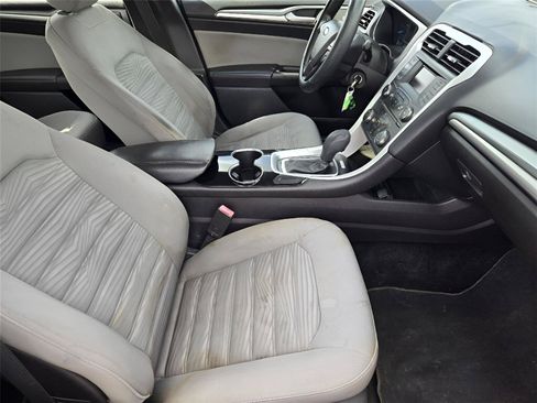 Used 2016 Ford Fusion S FWD image 13