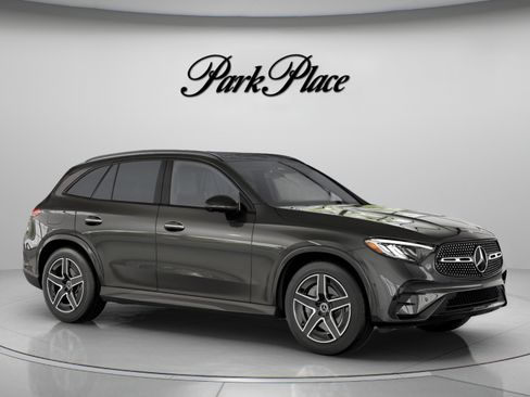 Used 2026 Mercedes-Benz GLC 300 image 31