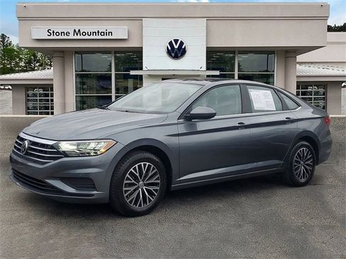 Used 2021 Volkswagen Jetta SE image 1