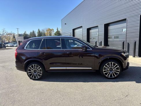 Used 2026 Volvo XC90 B6 Plus w/ Protection Package Premier AWD/4WD image 8