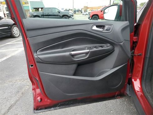 Used 2016 Ford Escape Titanium image 21