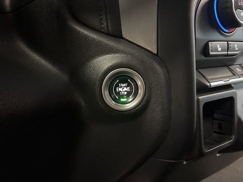 Used 2021 Chevrolet Silverado 1500 LT image 21