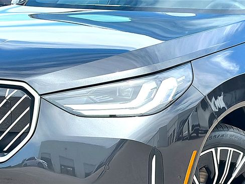 New 2026 BMW X3 xDrive30i w/ Premium Package AWD/4WD image 4