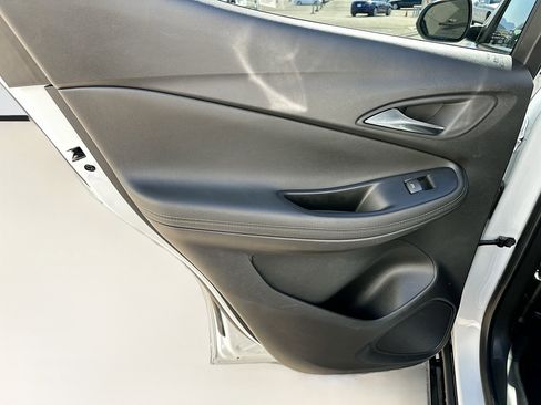 Used 2024 Buick Encore GX Sport Touring image 25